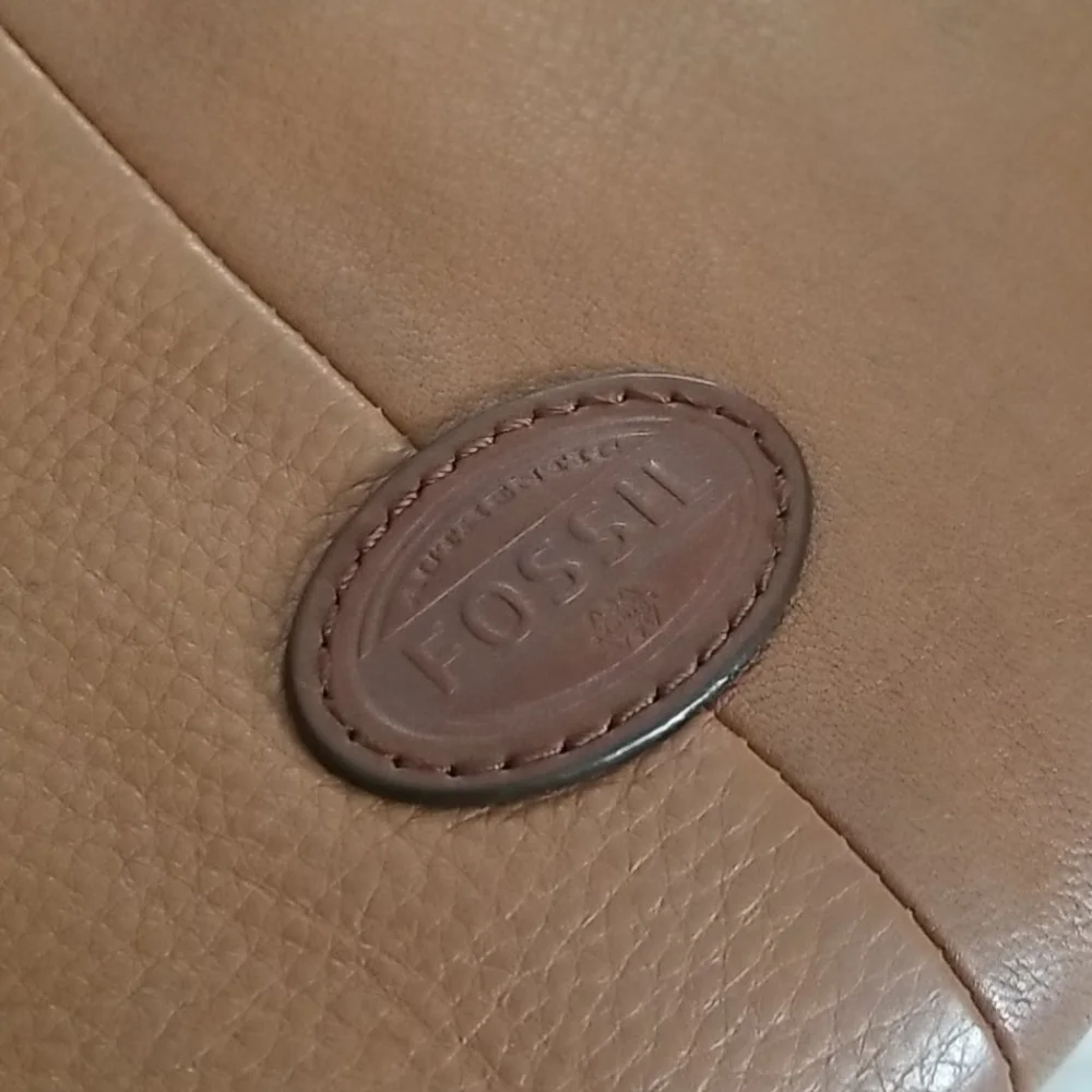FOSSIL Morgan Traveler Crossbody Bag Genuine Leather Y2K Purse